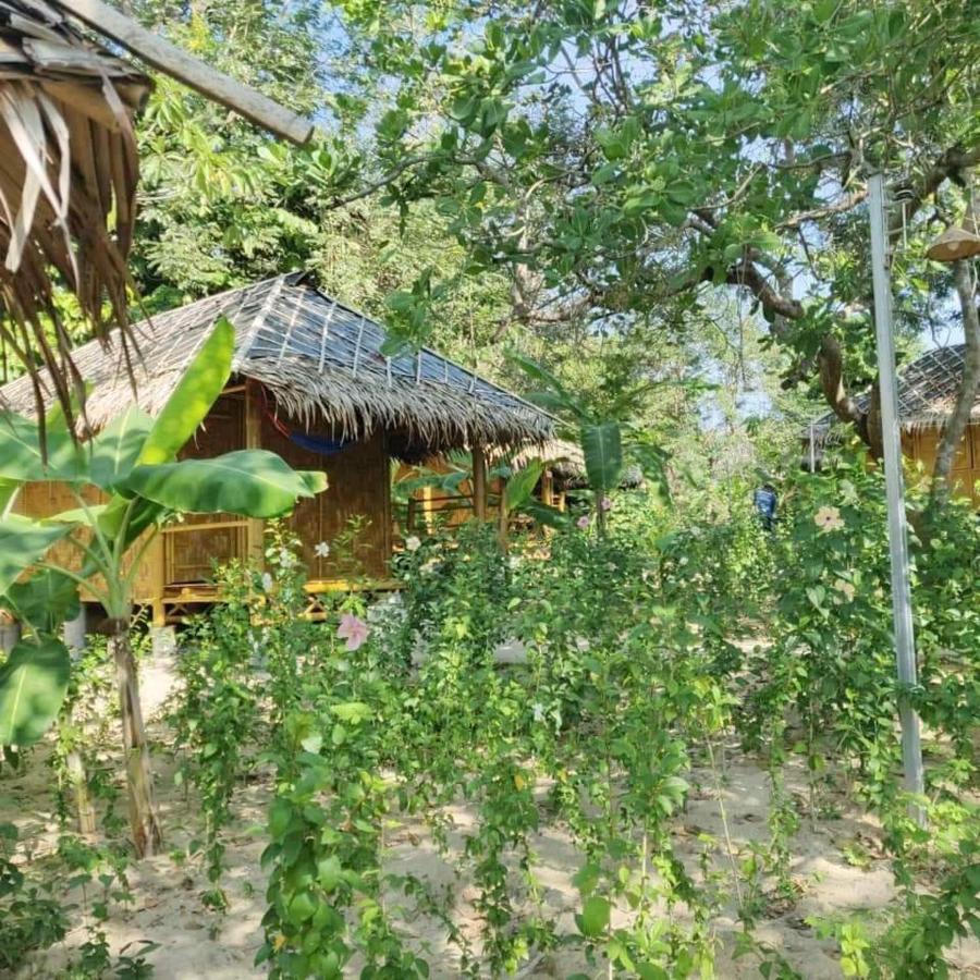 Rabbit Bungalow Koh Phayam Buitenkant foto