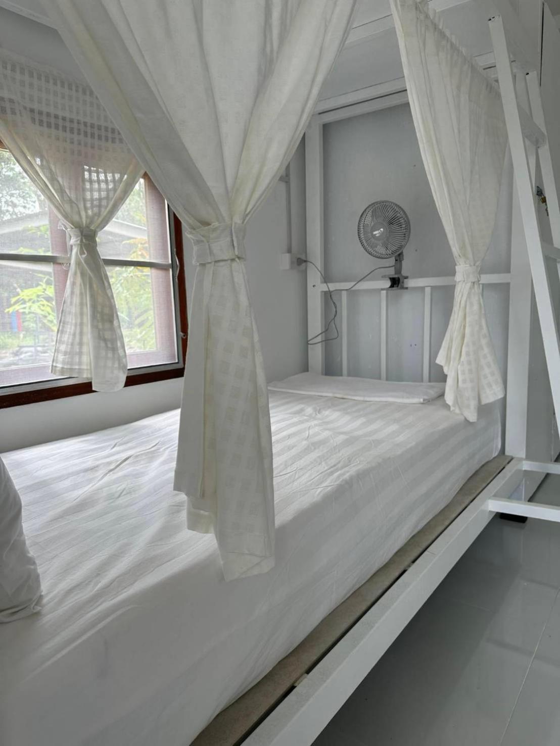 Rabbit Bungalow Koh Phayam Buitenkant foto