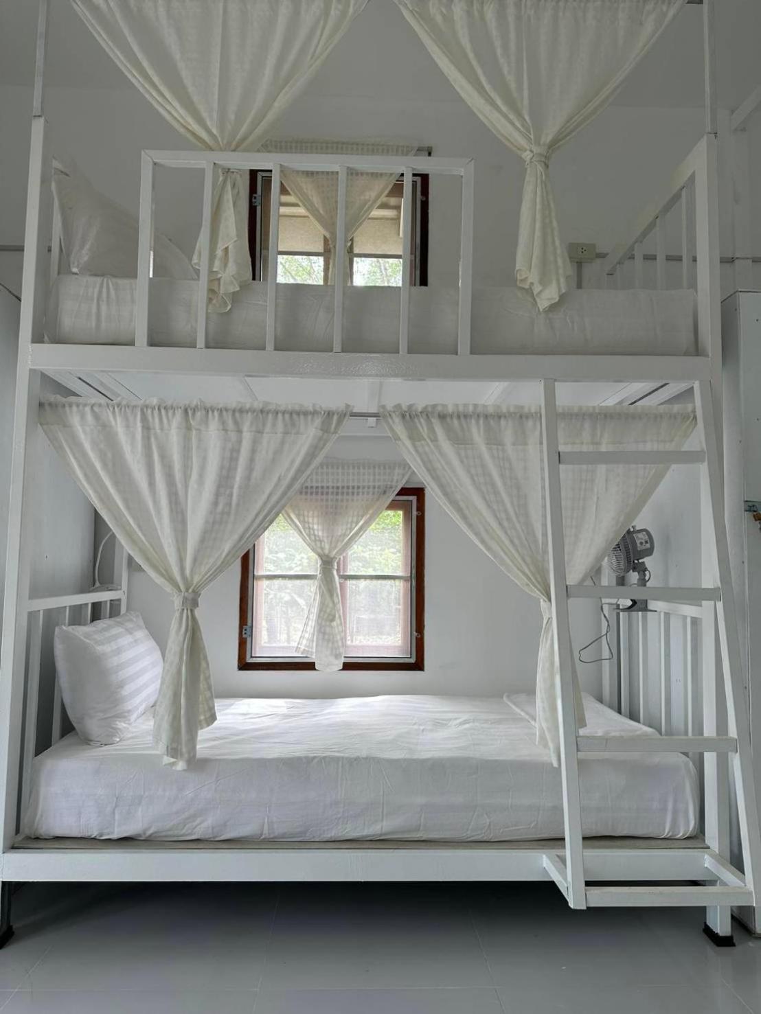 Rabbit Bungalow Koh Phayam Buitenkant foto