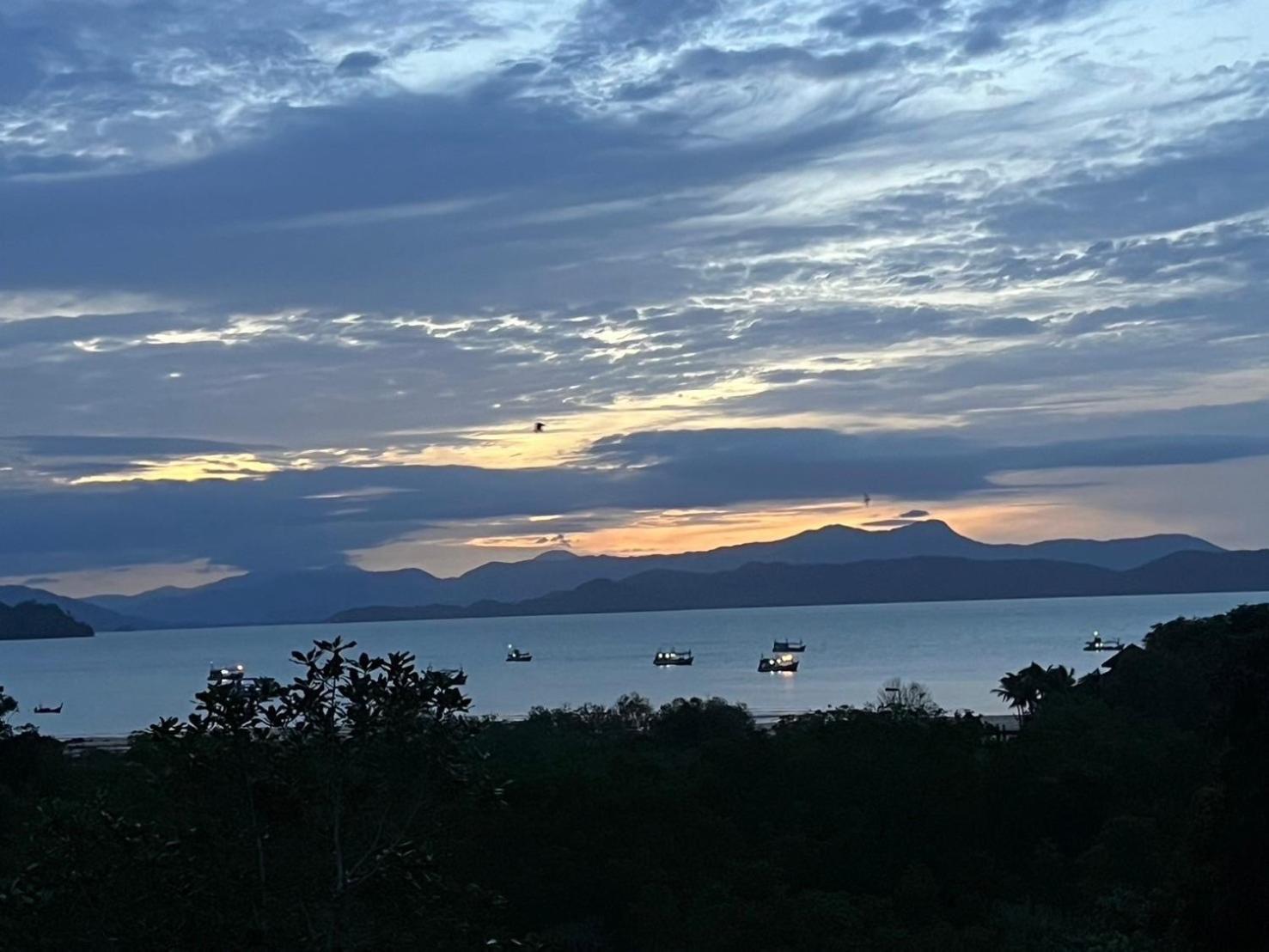Rabbit Bungalow Koh Phayam Buitenkant foto