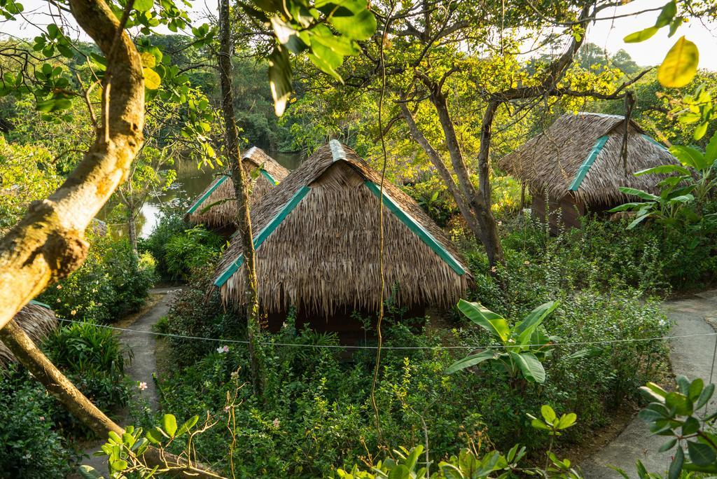 Rabbit Bungalow Koh Phayam Buitenkant foto