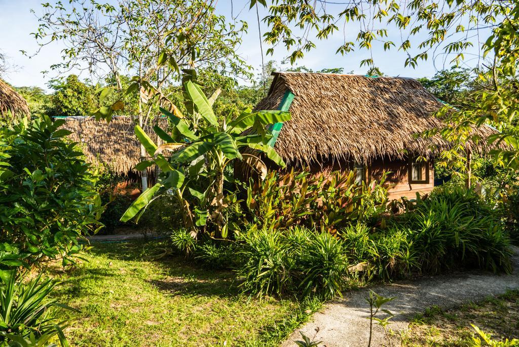 Rabbit Bungalow Koh Phayam Buitenkant foto