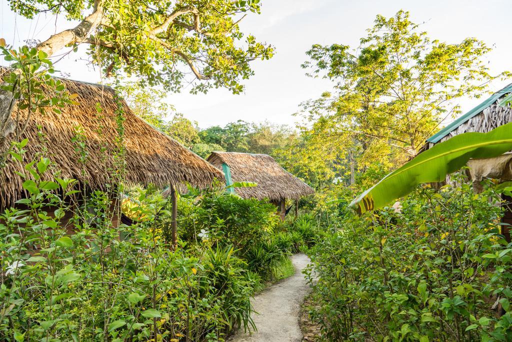 Rabbit Bungalow Koh Phayam Buitenkant foto